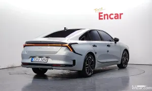 Kia K8 Signature 2025