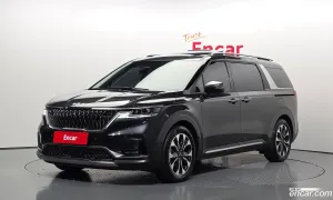 Kia Canival 9-Seater Signature 2023