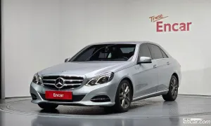 Mercedes-benz E-class E220 Bluetec Avantgarde 2015