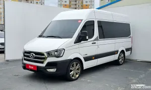 Hyundai Solati Luxury 15-seater 2024