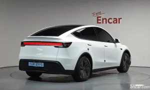 Tesla Model y RWD 2025