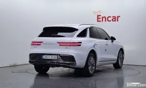 Genesis Gv70 2.5T Gasoline AWD 2025