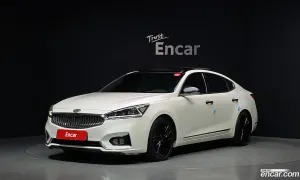 Kia K7 3.0 LPI Luxury (Rental Car) 2017