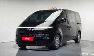 Hyundai Staria Modern Cargo 5-Seater 2023