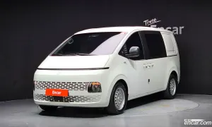 Hyundai Staria Smart Cargo 5-Seater 2024