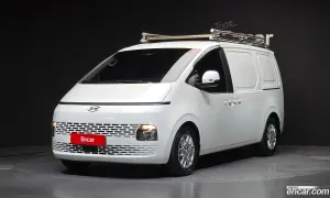 Hyundai Staria Modern Cargo 3-Seater 2021