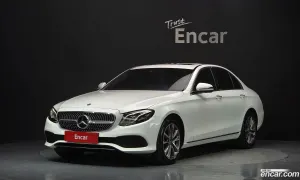 Mercedes-benz E-class E300 4MATIC Avnatgarde 2019