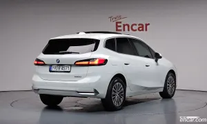 Bmw 2-series 220i Luxury 2024