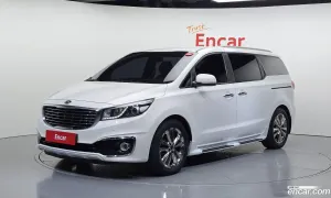 Kia Canival 9-seater Prestige 2015
