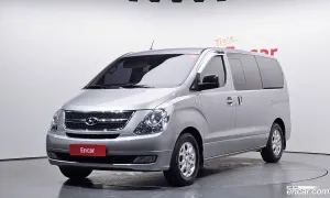 Hyundai Starex CVX Premium 5-Seater VAN 2015