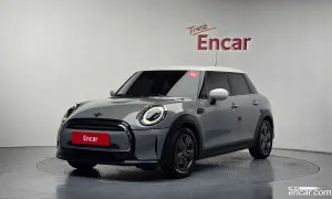 Mini Cooper Third Generation 5Door Classic 2022