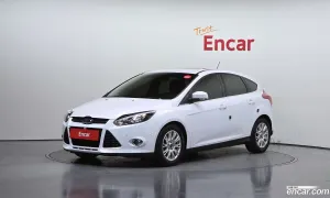 Ford Focus 3rd 2.0 Diesel Titanium Hatchback 2015
