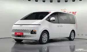 Hyundai Staria Modern Tourer 11-Seater 2023