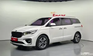 Kia Canival 9-Seater Luxury 2018