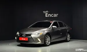 Toyota Camry 2.5 XLE 2016