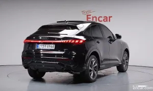 Audi Q5 40 TFSI 콰트로 S Line Sportback 2025