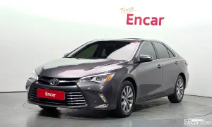Toyota Camry 2.5 XLE 2015