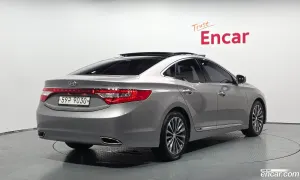 Hyundai Grandeur HG240 Modern 2013