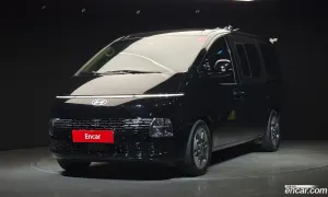 Hyundai Staria Modern Tourer 9-Seater 2025