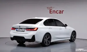 Bmw 3-series 320i M Sport 2025