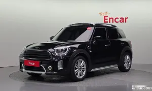 Mini Countryman 2nd Gen Classic Plus Launch Pack 2023