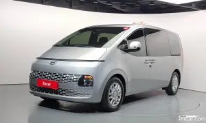 Hyundai Staria Modern 4WD Tourer 9-Seater 2021