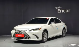 Lexus Es Luxury Plus 2025