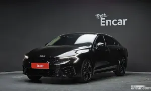 Kia K5 Signature 2.0 2025