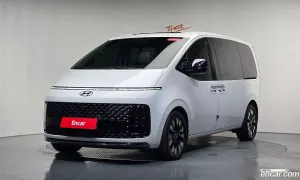Hyundai Staria Inspiration 4WD Lounge 7-Seater 2024