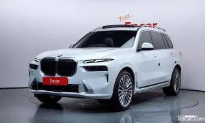 Bmw X7 xDrive 40i Design Pure Excellence 6-Seater 2025