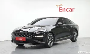 Kia K8 Signature 2021