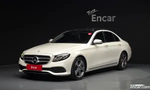 Mercedes-benz E-class E300 4MATIC Avnatgarde 2016