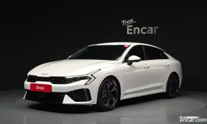 Kia K5 Signature 2.0 2025