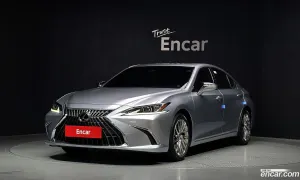 Lexus Es Luxury Plus 2023
