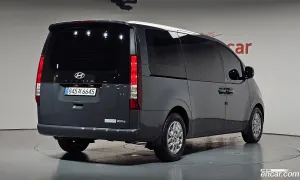 Hyundai Staria Modern HEV 1.6 Cargo 3-Seater 2025