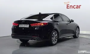 Kia K5 Style Edition 2.0 MX 2017