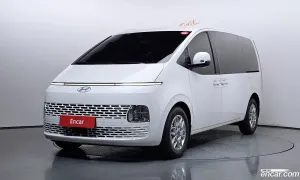 Hyundai Staria Modern Cargo 3-Seater 2024