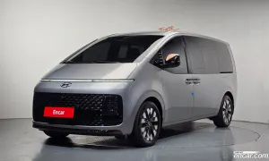 Hyundai Staria Inspiration Lounge 7-Seater 2022