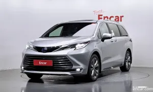 Toyota Sienna 2.5 Hybrid 2WD 2025