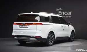 Kia Canival 9-Seater Noblesse 2022