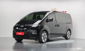 Hyundai Staria Modern Tourer 11-Seater 2023
