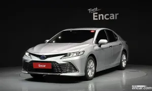 Toyota Camry 2.5 LE Hybrid 2023