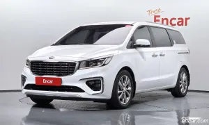 Kia Canival 9-Seater Luxury 2018