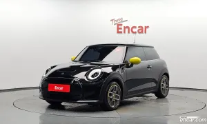 Mini Cooper 3rd SE Electric 2023