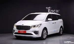 Kia Canival 9-Seater Luxury 2018