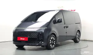 Hyundai Staria Prestige Lounge 9-Seater 2024