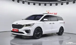 Kia Canival 9-Seater Noblesse 2018