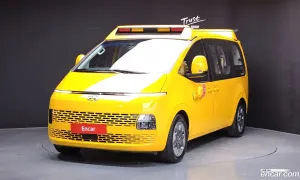 Hyundai Staria 15-Seater L3.5  Kinder Safety Car 2023