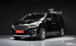 Kia Canival VIP 7-Seater Limousine 2019