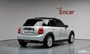 Mini Cooper 3rd 5Door HIGH 2016